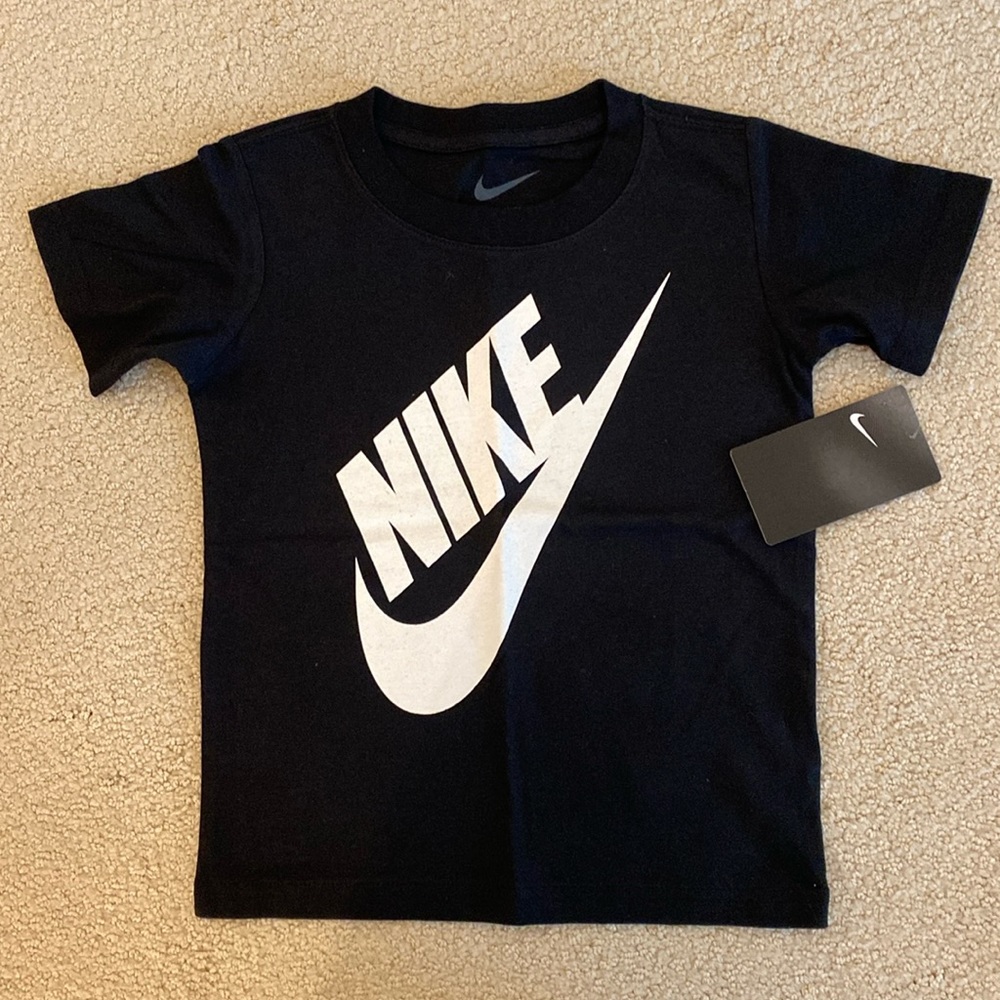 NWT Nike Black Logo Cotton T-Shirt 4T